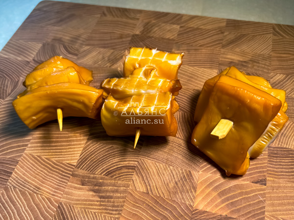 Шашлычок из кальмара х/к в Хасавюрте