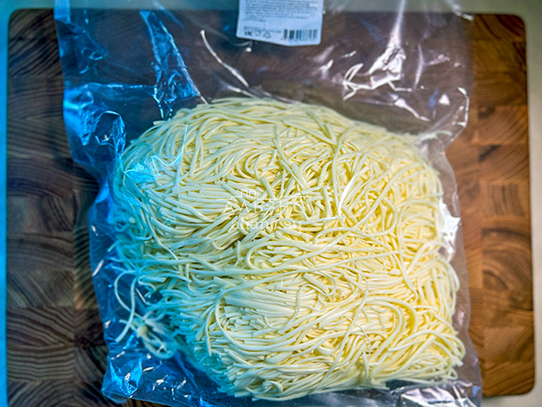 Сырный продукт ФЕРМЕРСКИЙ паутинка белая в Хасавюрте