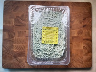 Вяленое мясо: Сыр Чечил паутинка (зелень чеснок)  500 гр.