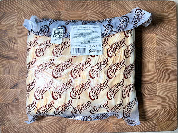 Сыр 1 кг ГОРНЫЙ СЫРОВАР (Паутинка копчёная) в Хасавюрте